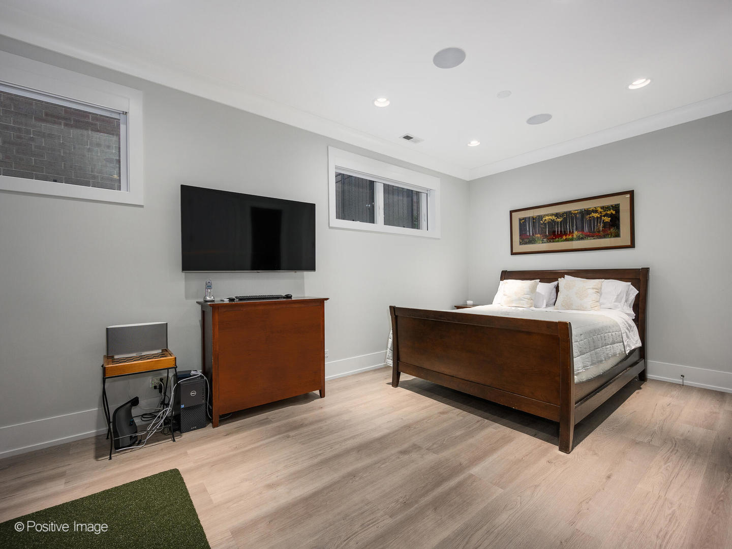 2018 W LEMOYNE Street Unit: 1W