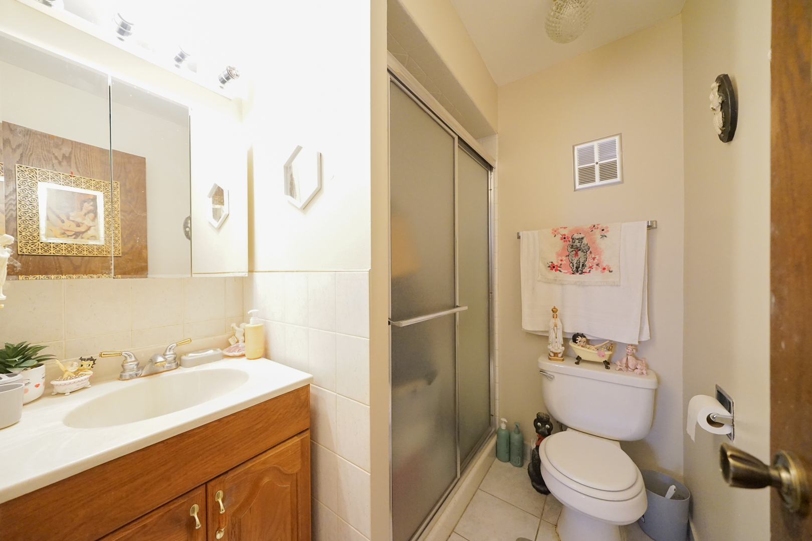 7604 W Lawrence Avenue Unit: 1B