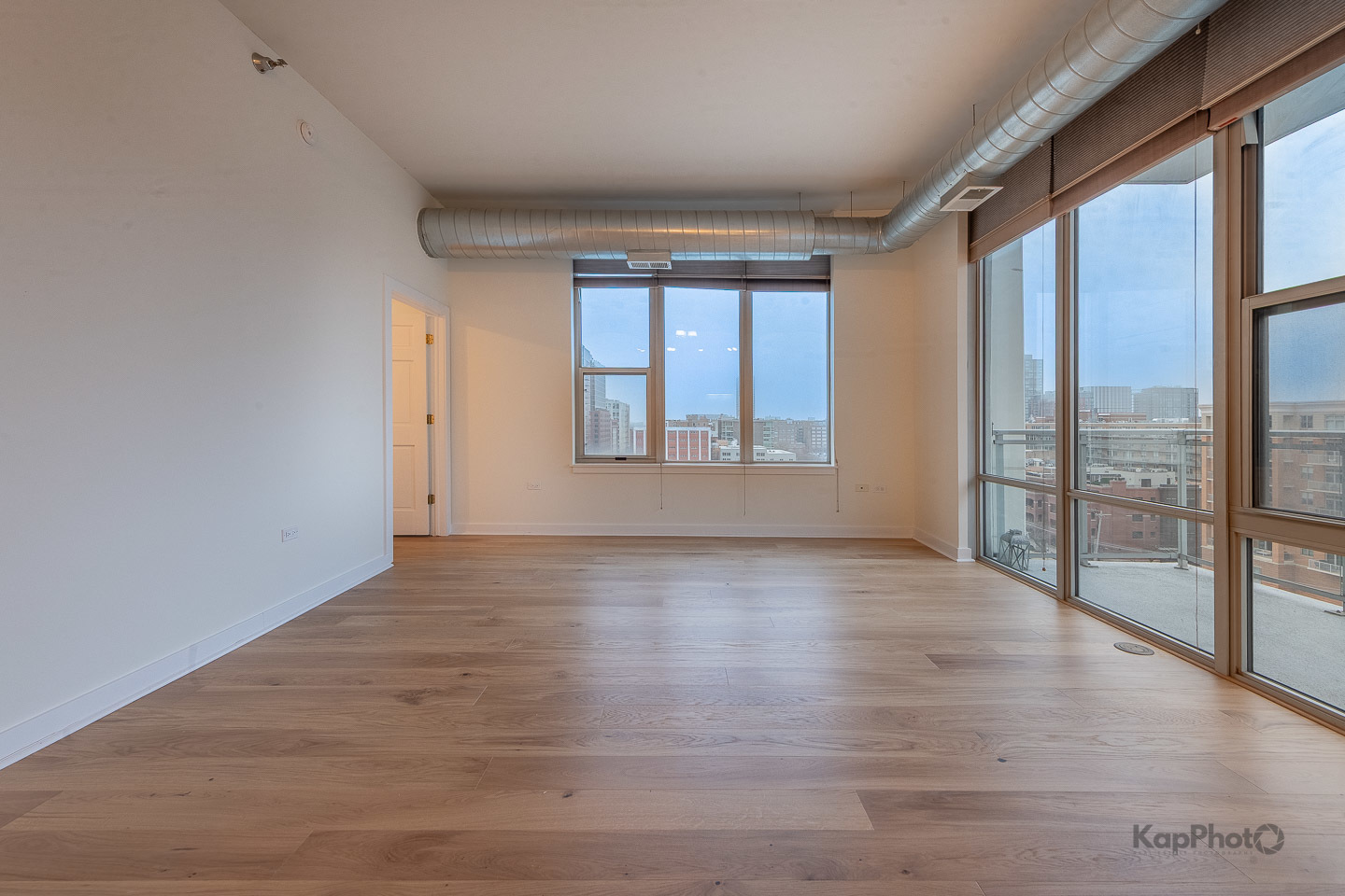 901 W MADISON Street Unit: 921