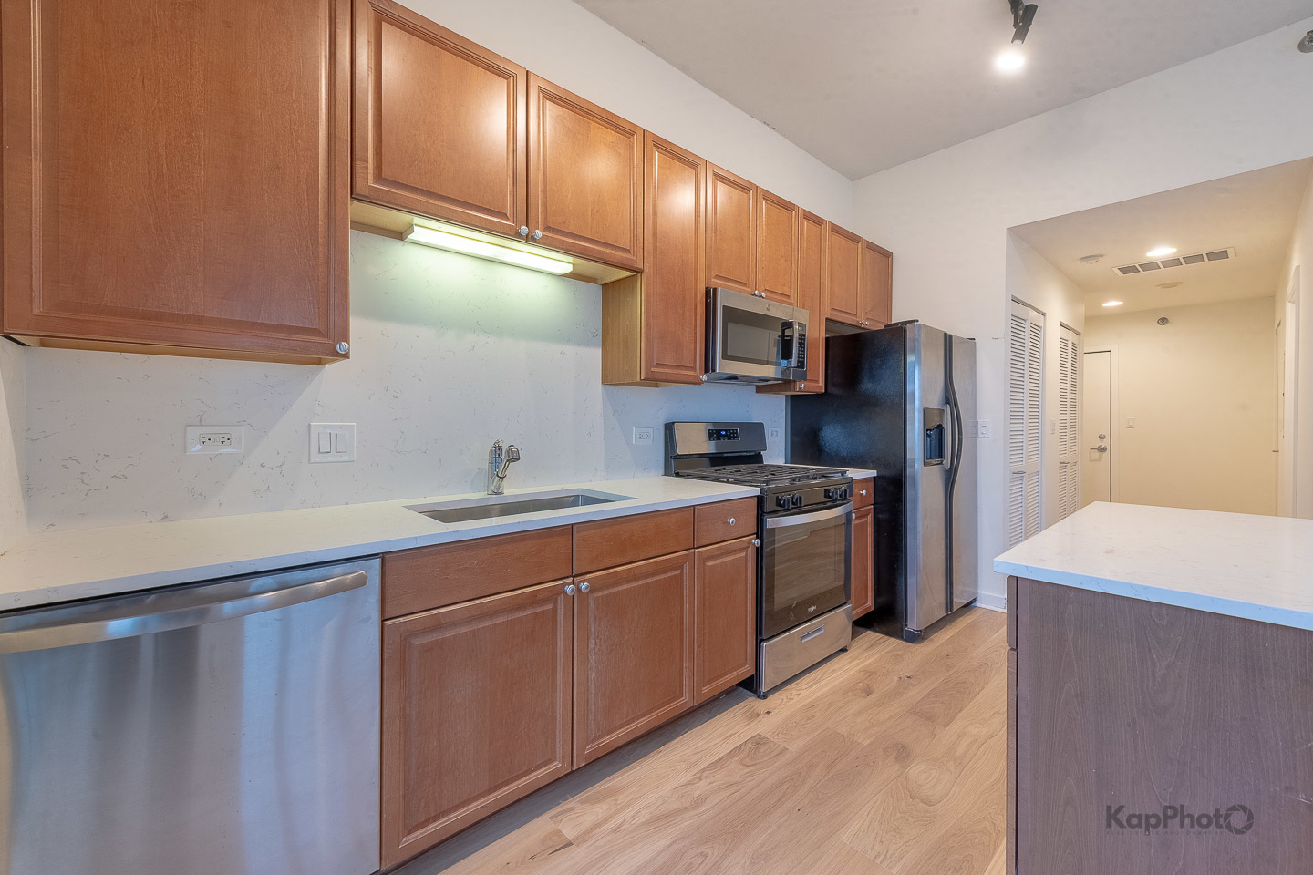 901 W MADISON Street Unit: 921
