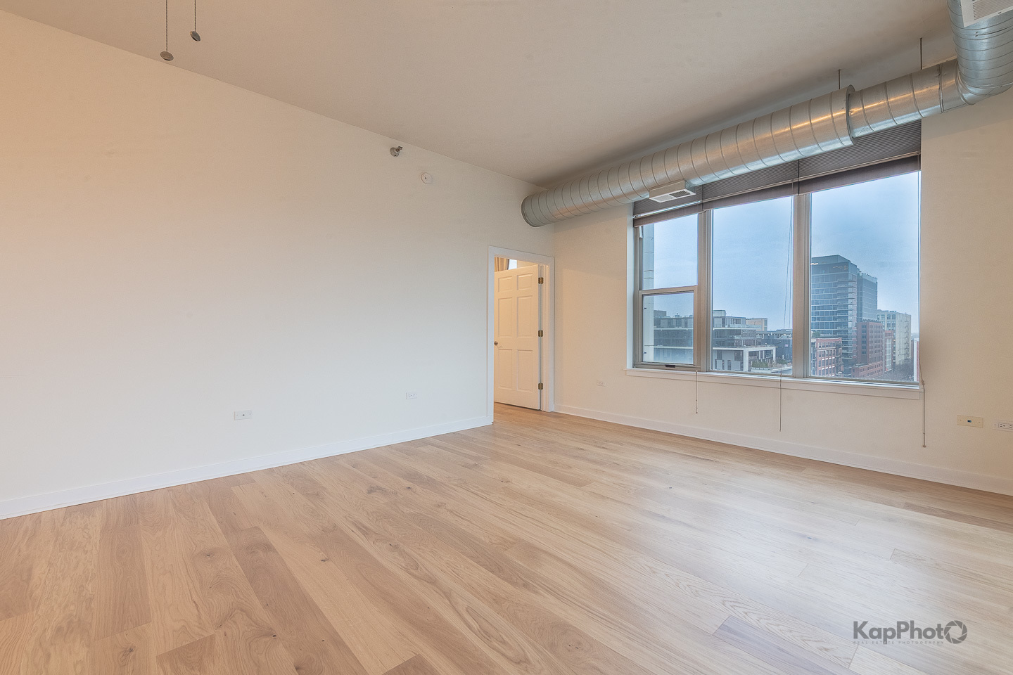 901 W MADISON Street Unit: 921