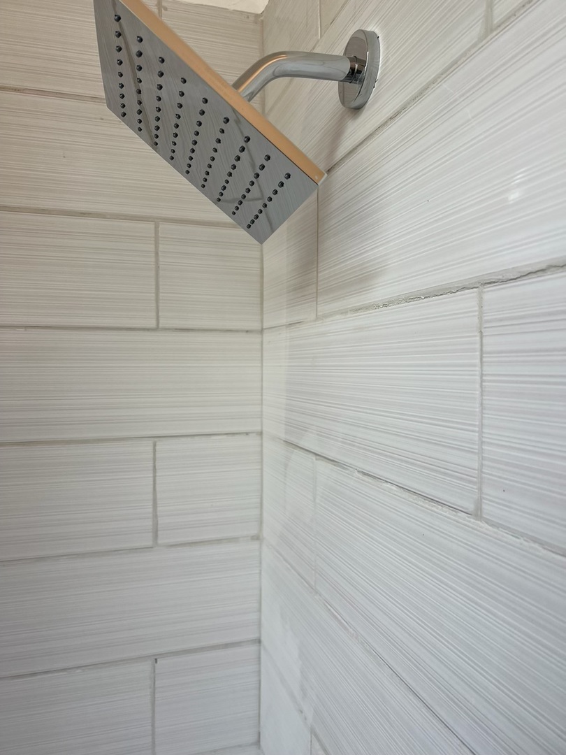 7431 S Saint Lawrence Avenue