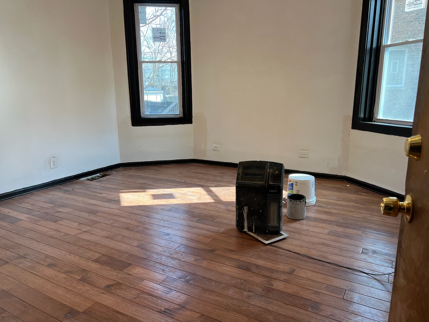 7431 S Saint Lawrence Avenue