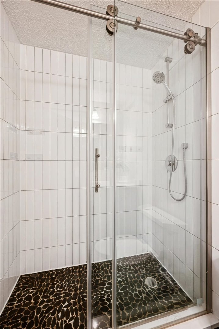 440 N McClurg Court Unit: 916