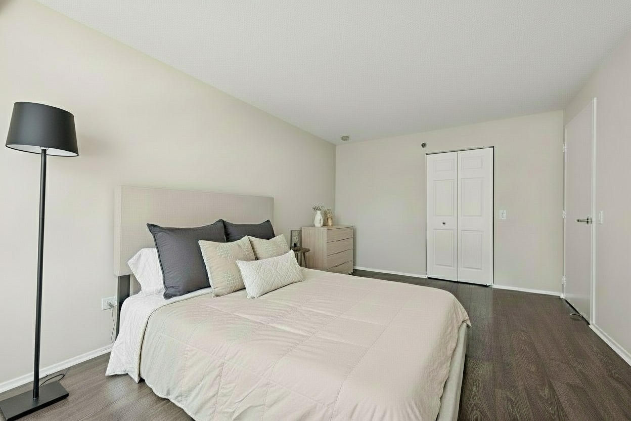 440 N McClurg Court Unit: 916