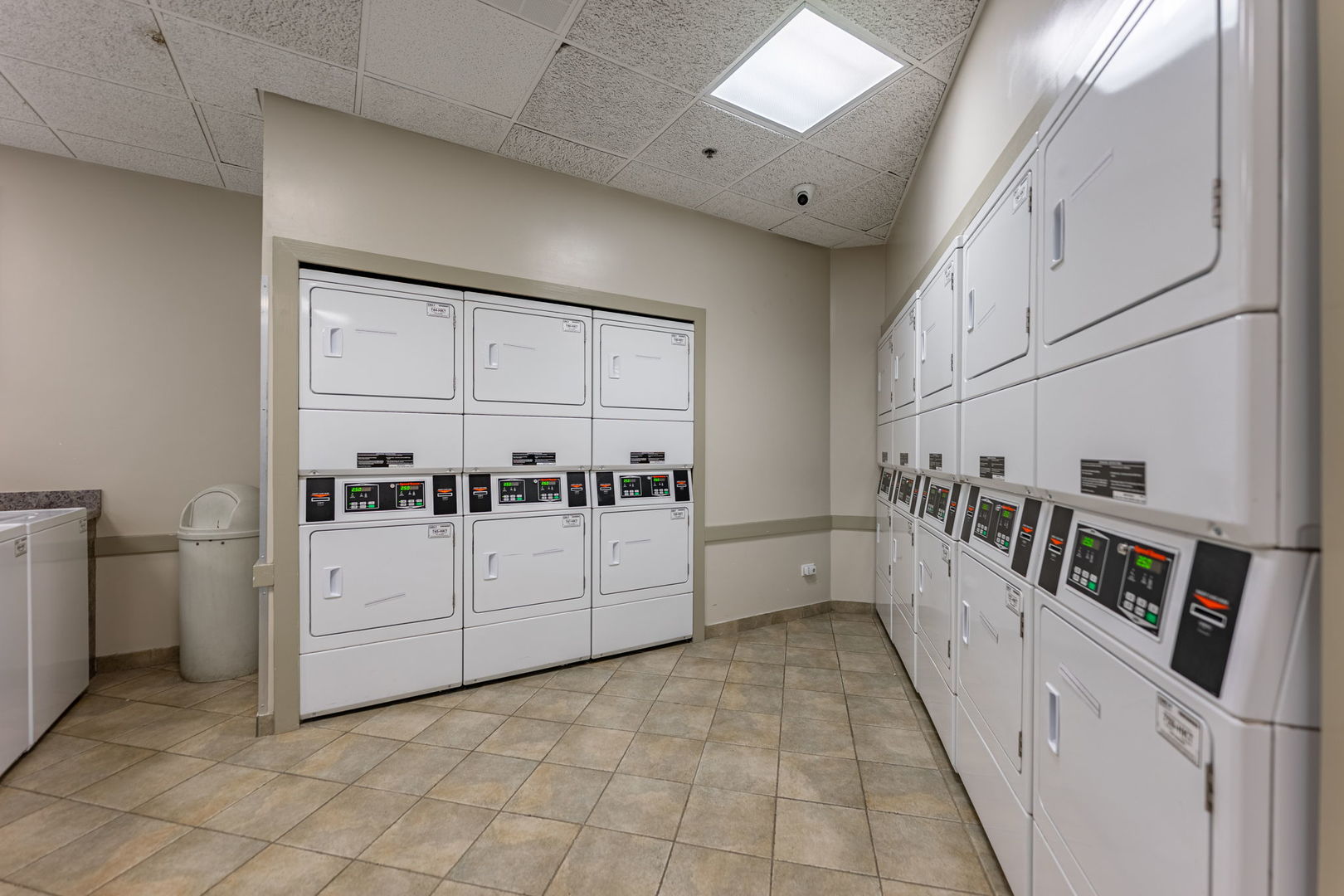 3660 N Lake Shore Drive Unit: 1912