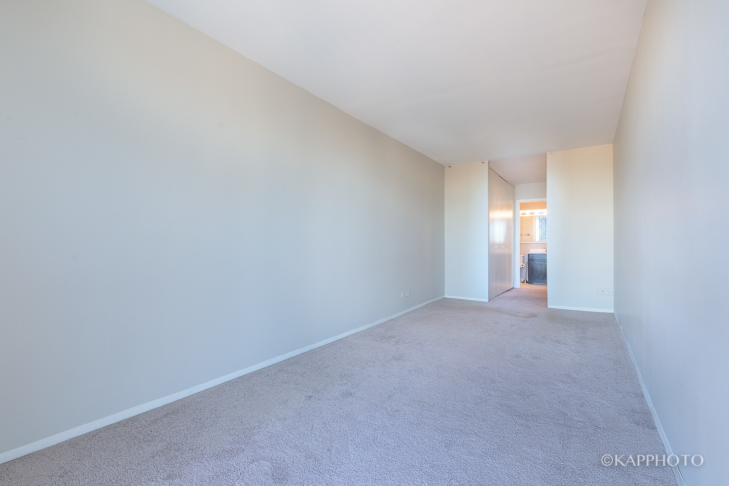 1540 N La Salle Drive Unit: 706