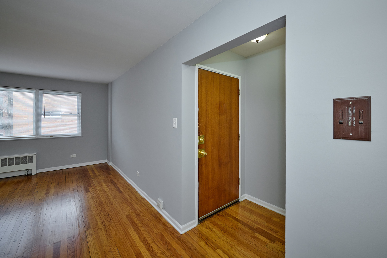 2611 W Fitch Avenue Unit: 2W