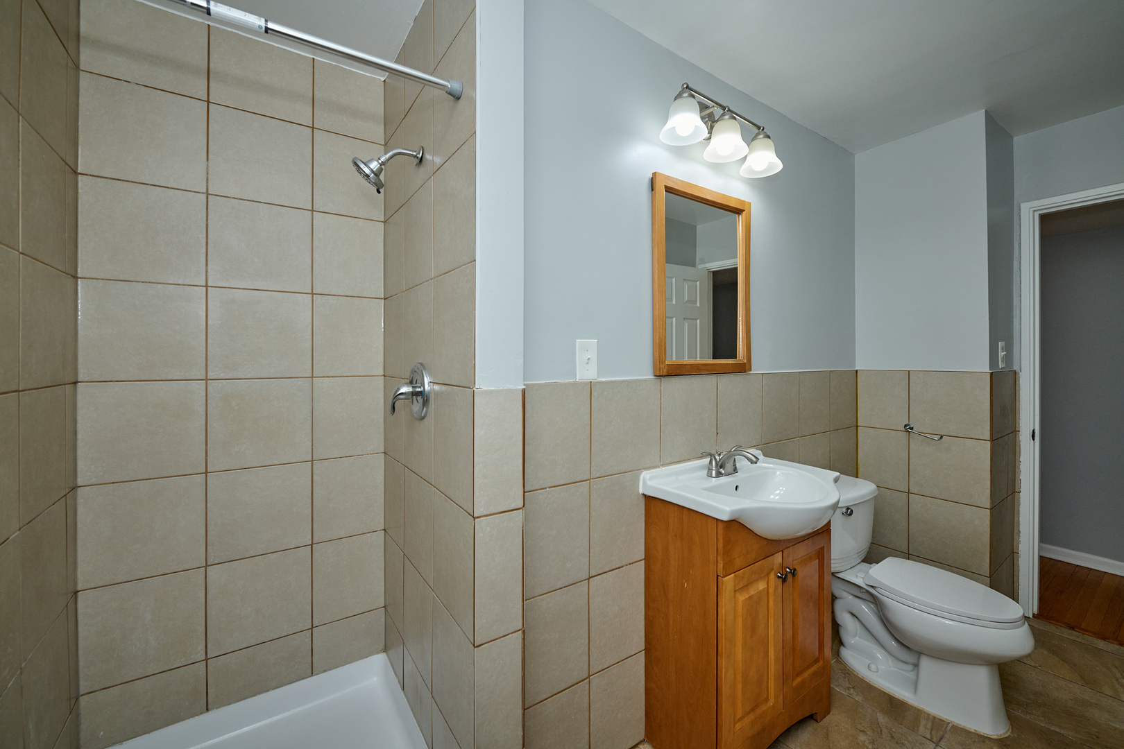2611 W Fitch Avenue Unit: 2W