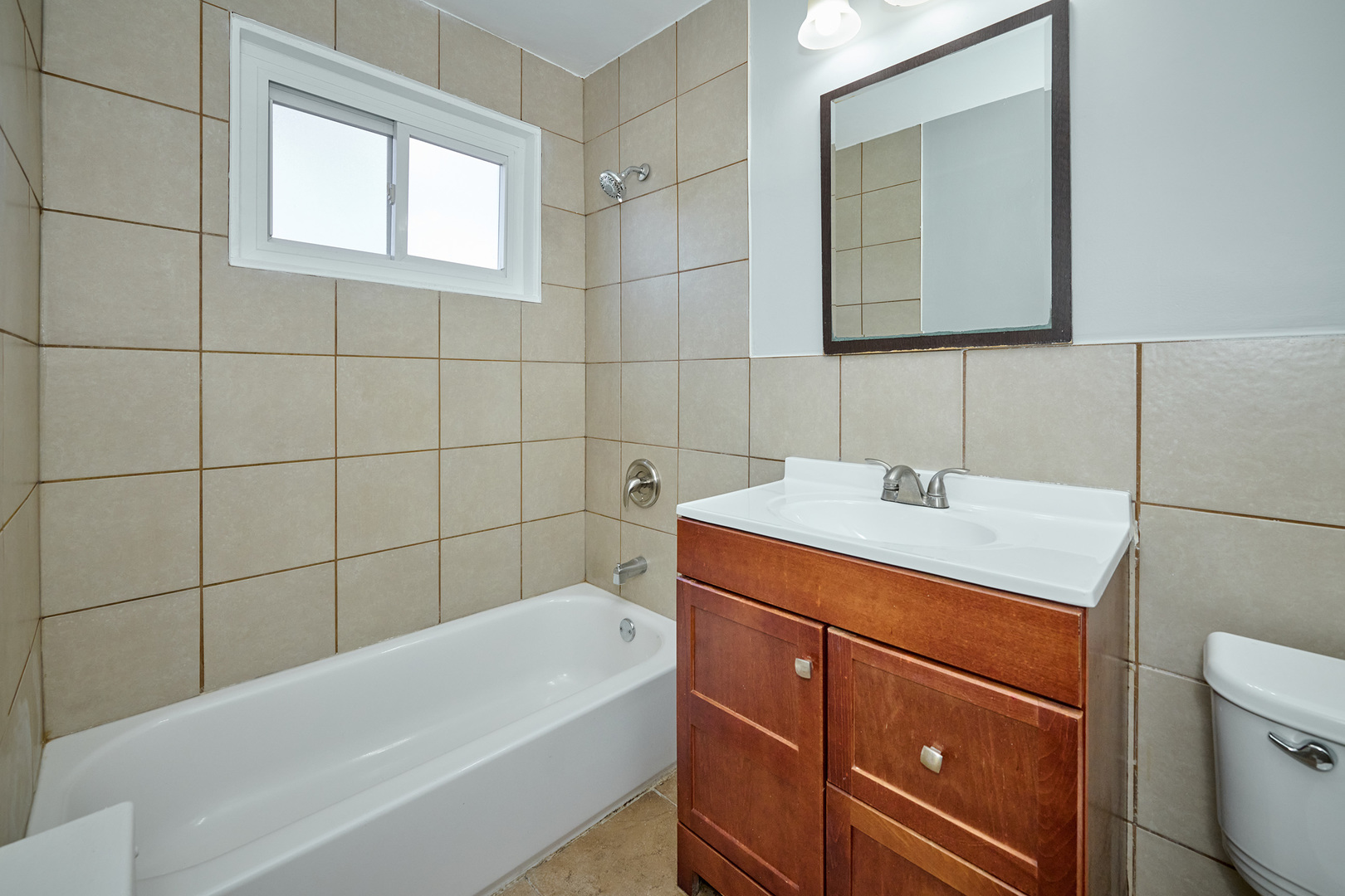 2611 W Fitch Avenue Unit: 2W