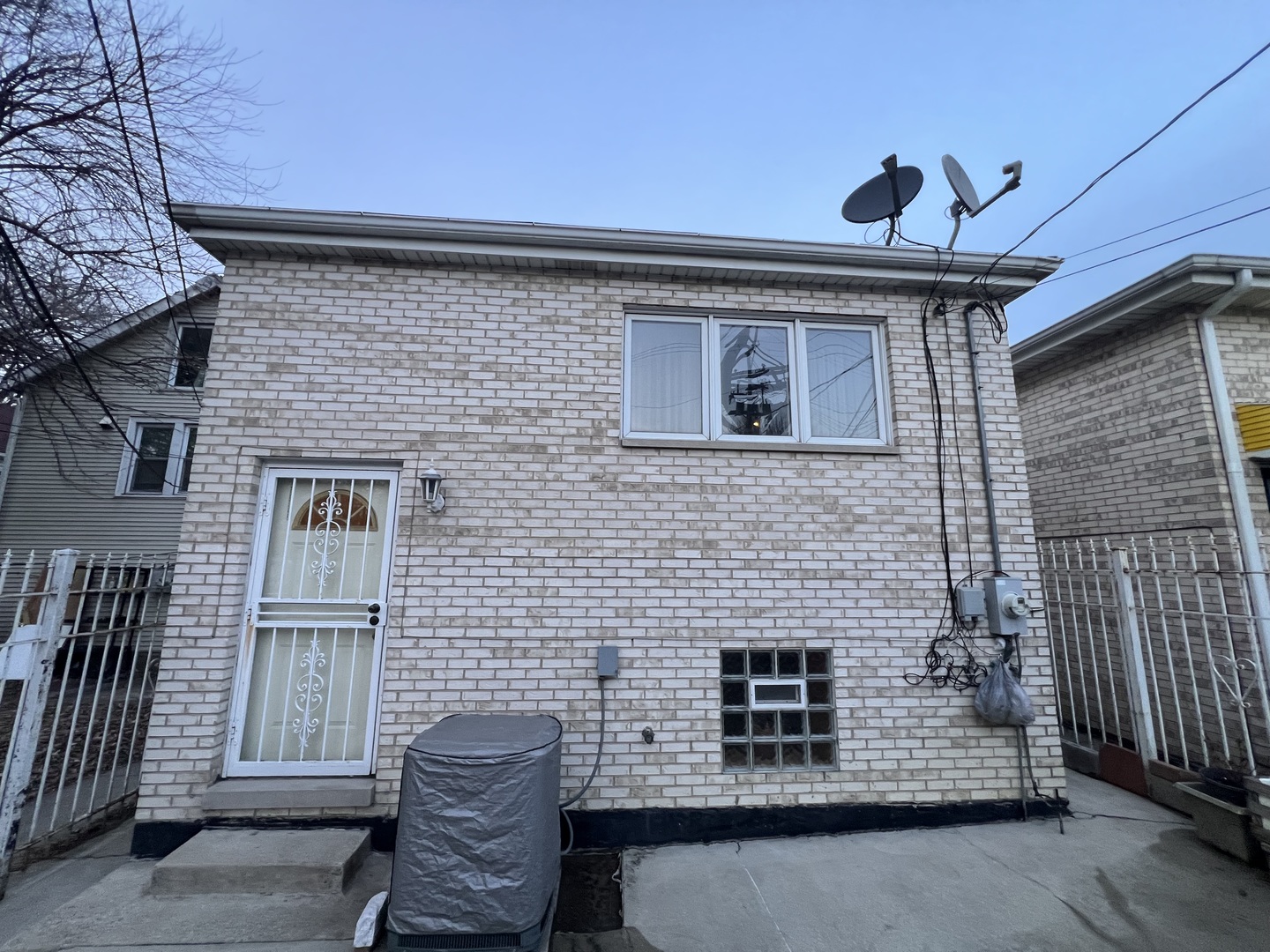 2435 W 34th Street