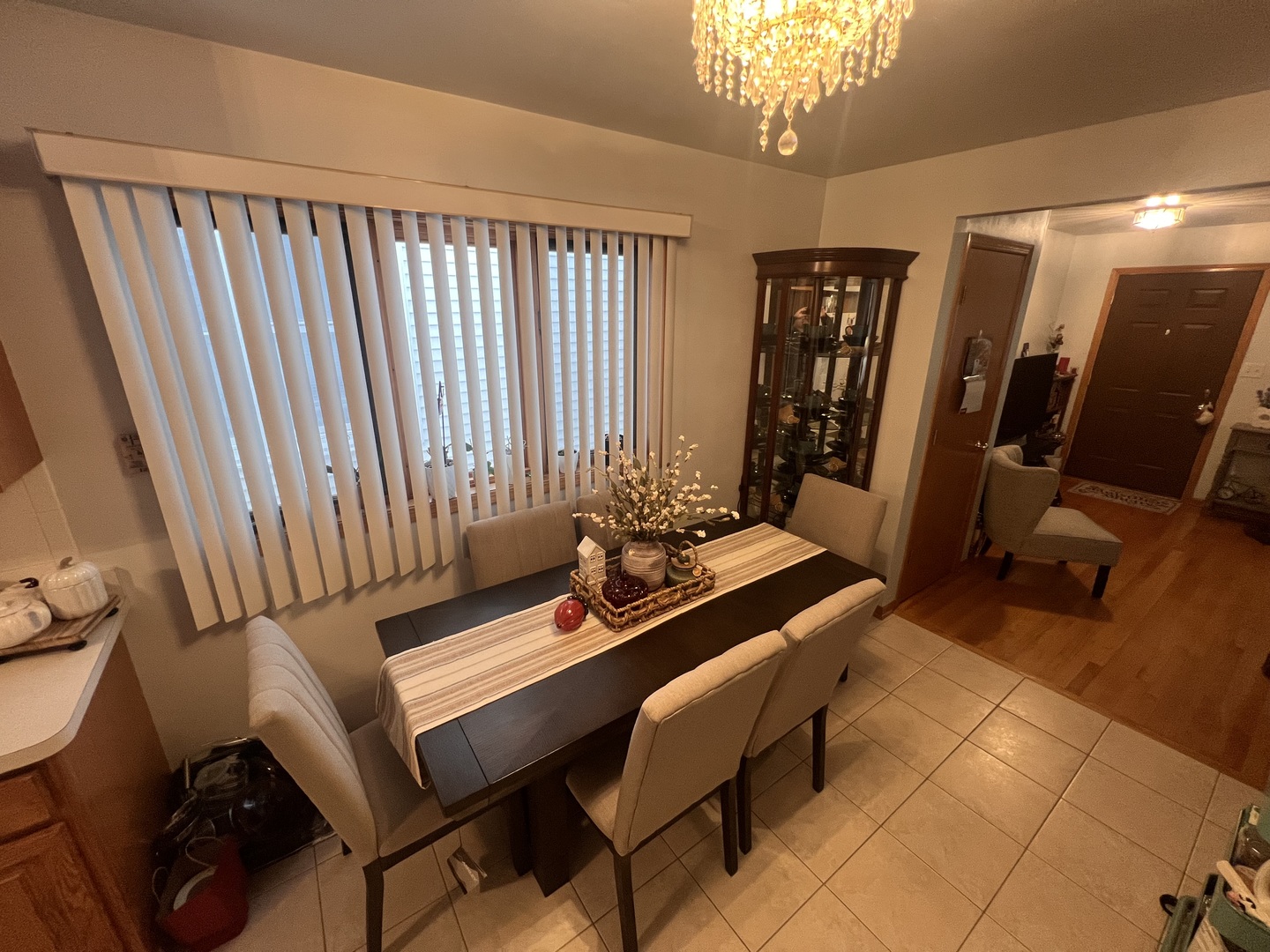 2435 W 34th Street