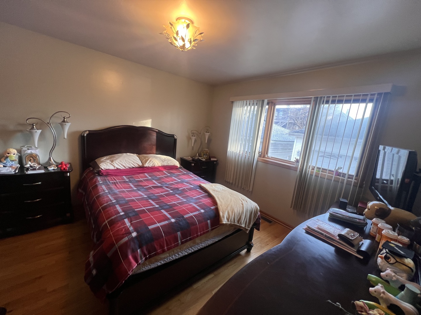 2435 W 34th Street