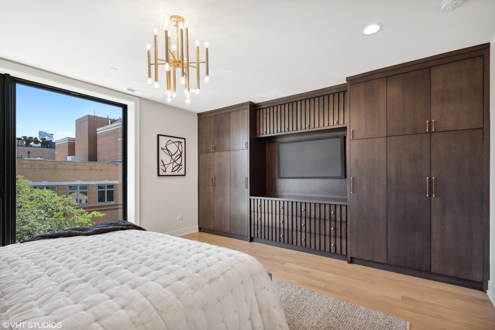 450 N Racine Avenue Unit: 1