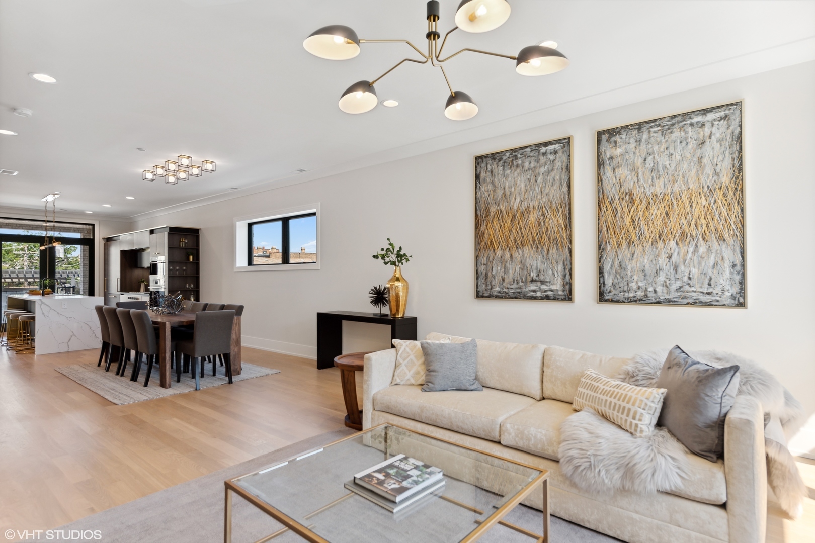 450 N Racine Avenue Unit: 1