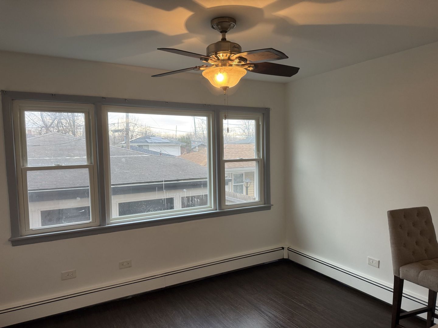 15214 Woodlawn Avenue Unit: 1