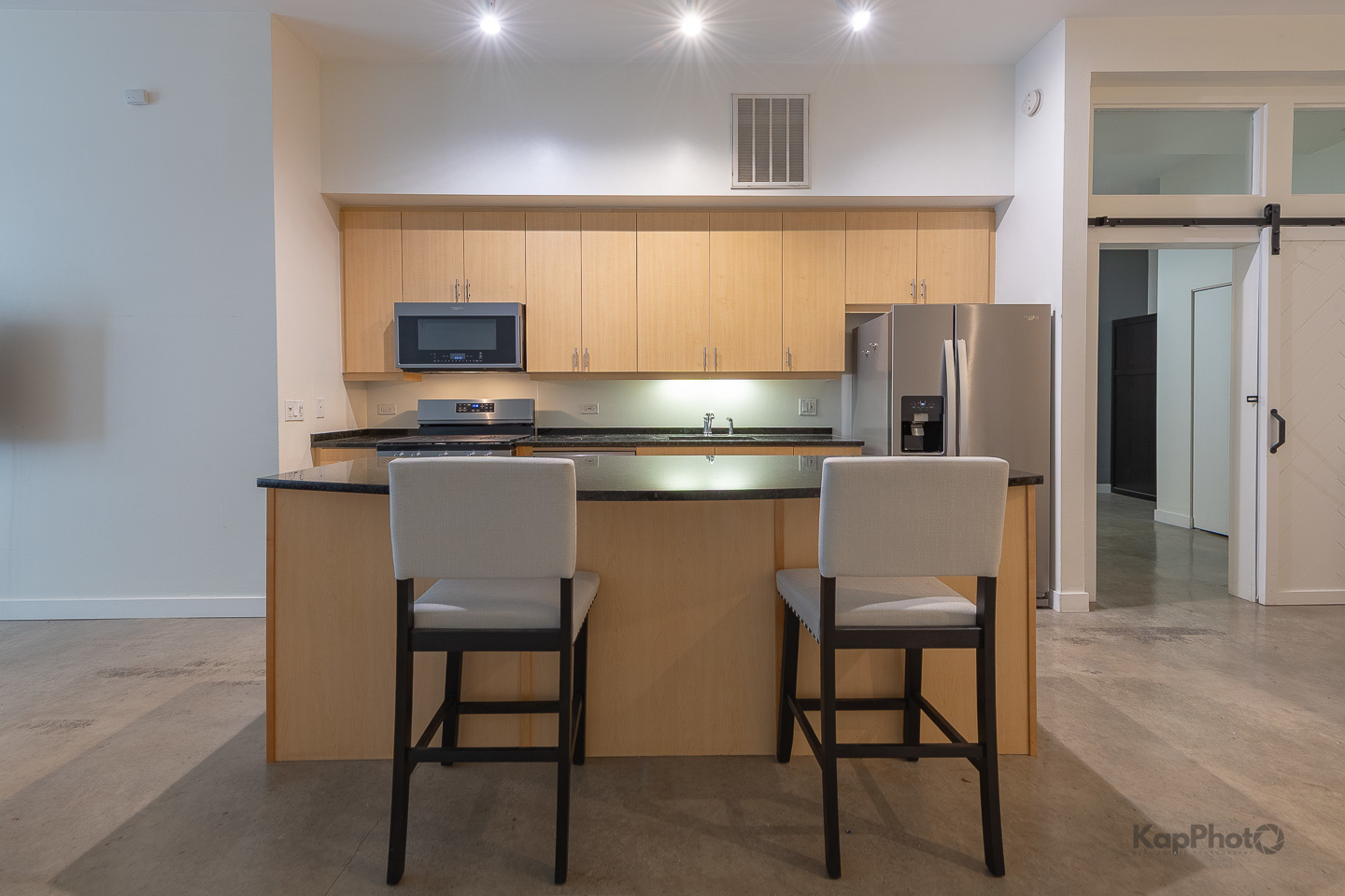 949 W Madison Street Unit: 207