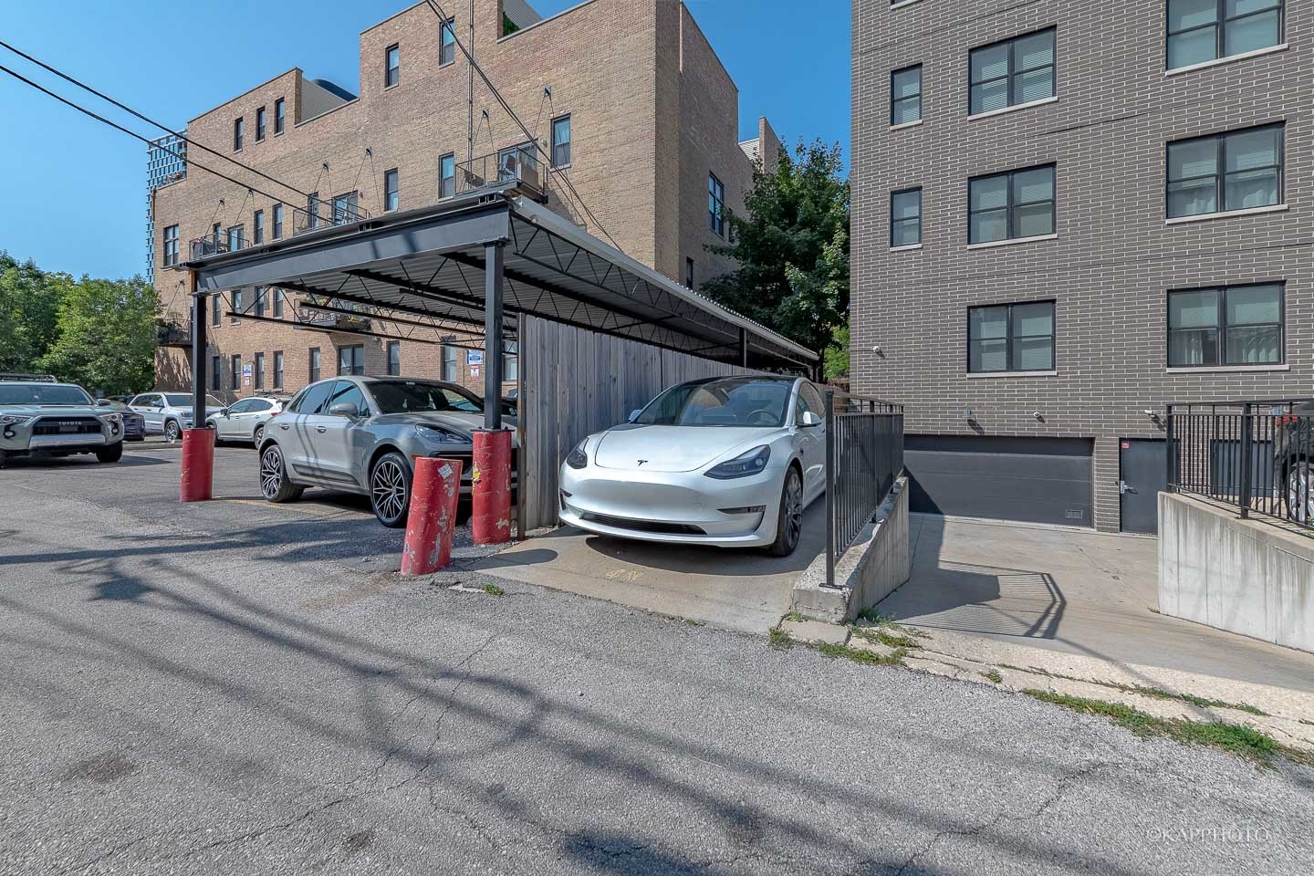 457 N Aberdeen Street Unit: 4N