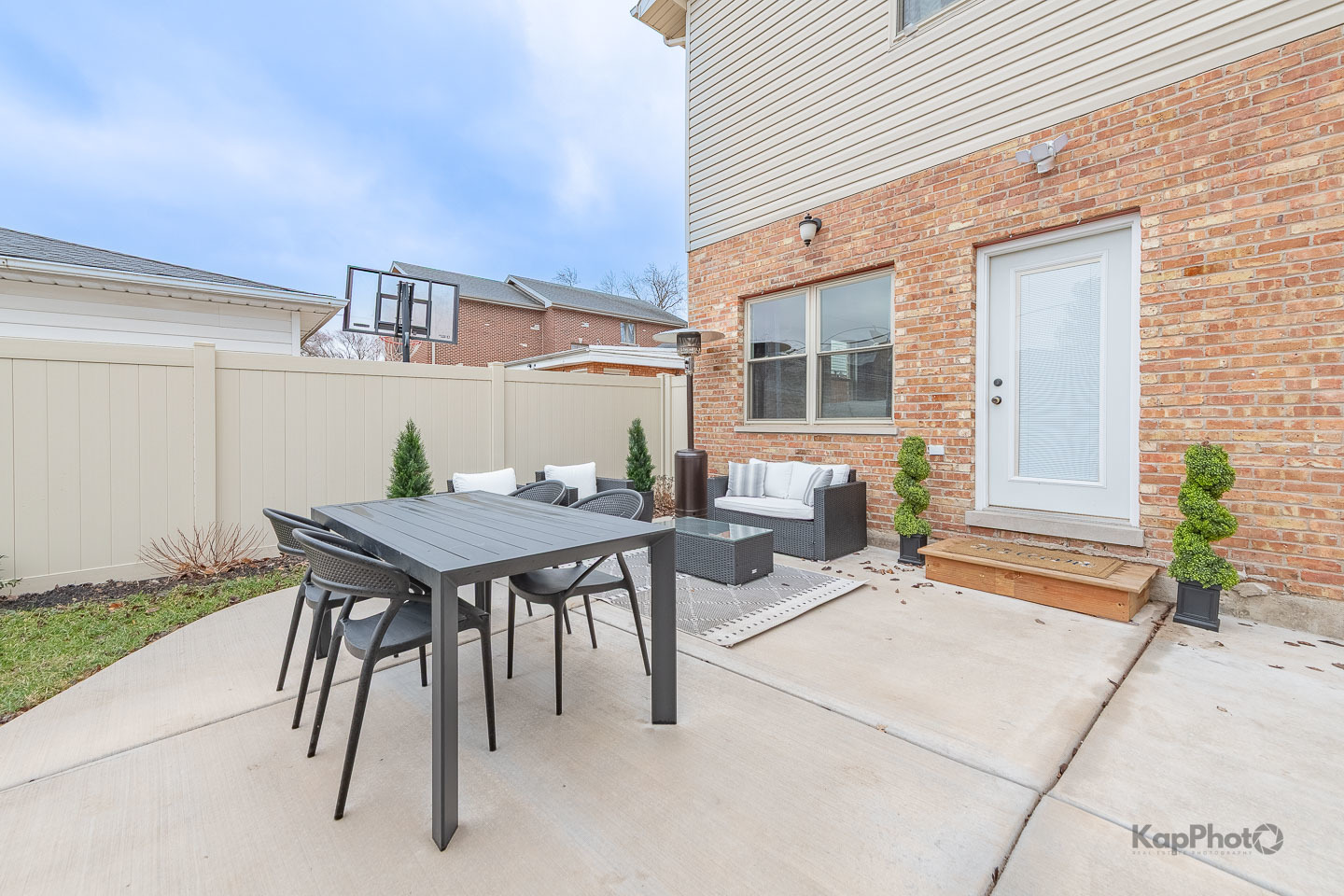 8237 N Newland Avenue