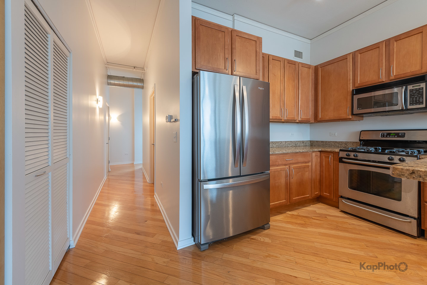 1819 S Michigan Avenue Unit: 406