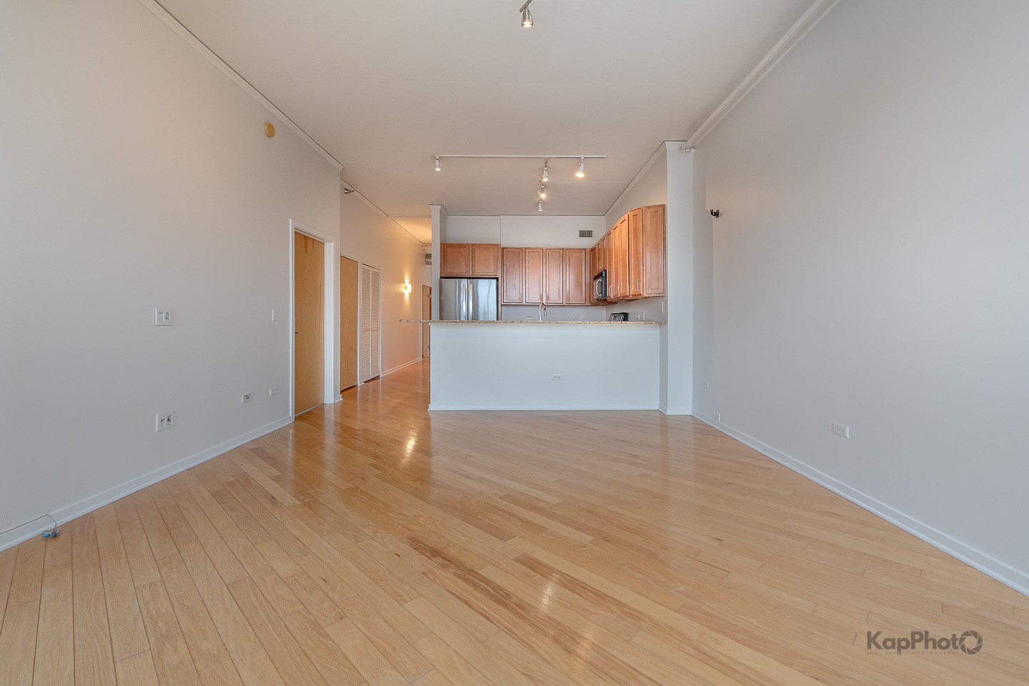 1819 S Michigan Avenue Unit: 406