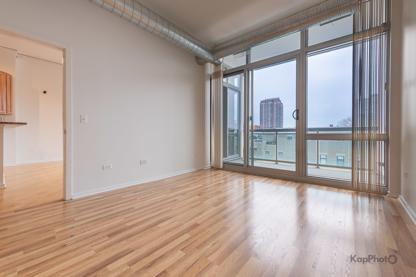1819 S Michigan Avenue Unit: 406