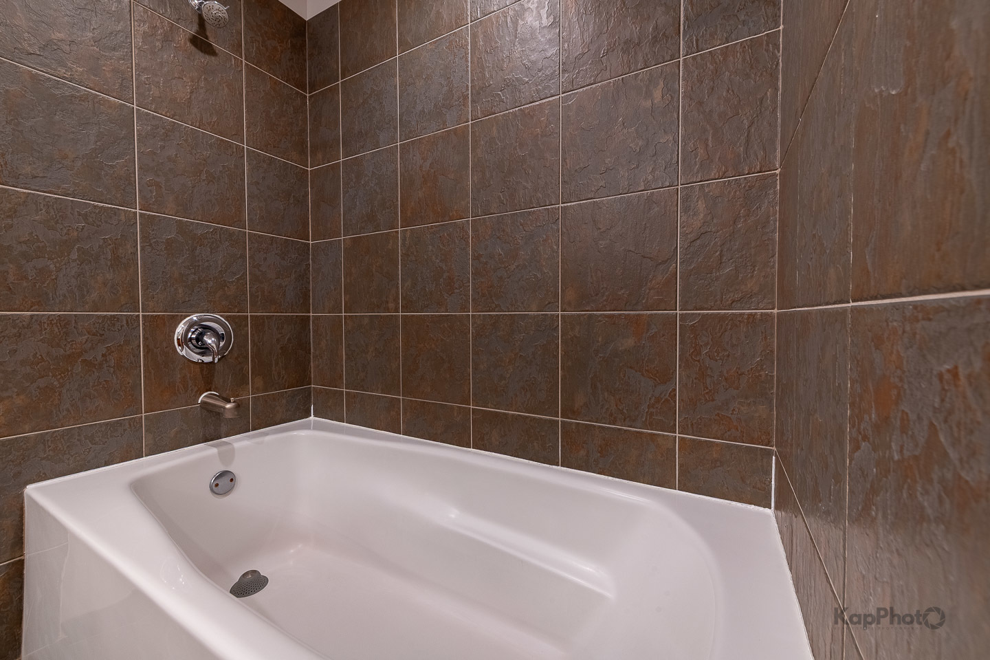 1819 S Michigan Avenue Unit: 406