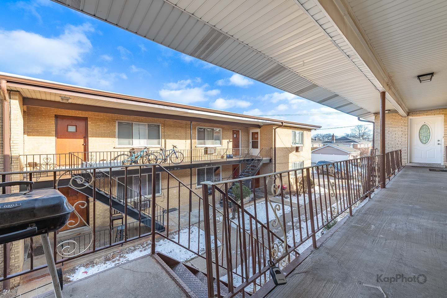 4309 S HARLEM Avenue Unit: 6