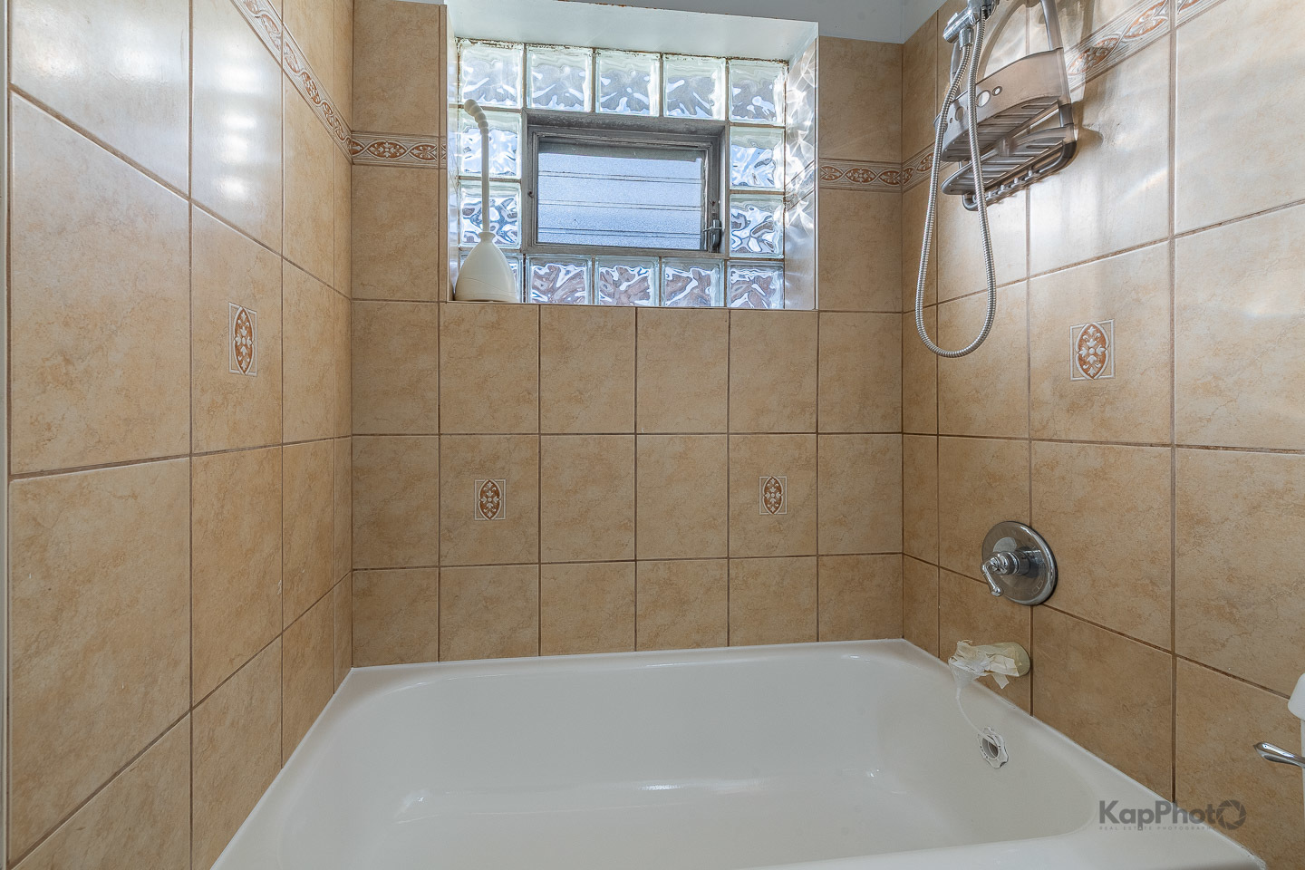 4309 S HARLEM Avenue Unit: 6