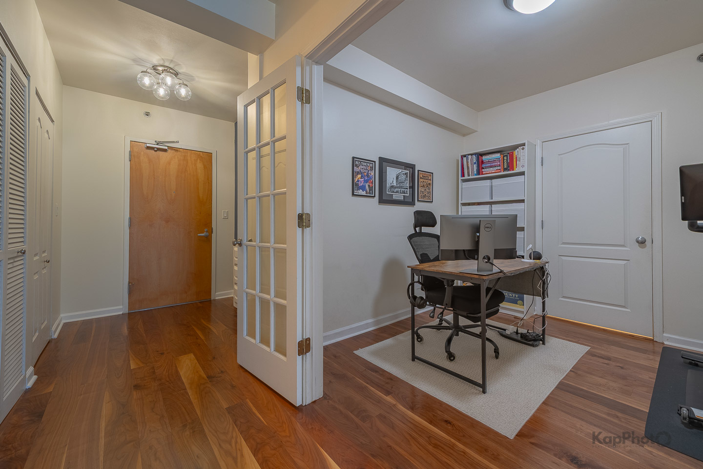 1212 N Wells Street Unit: 303