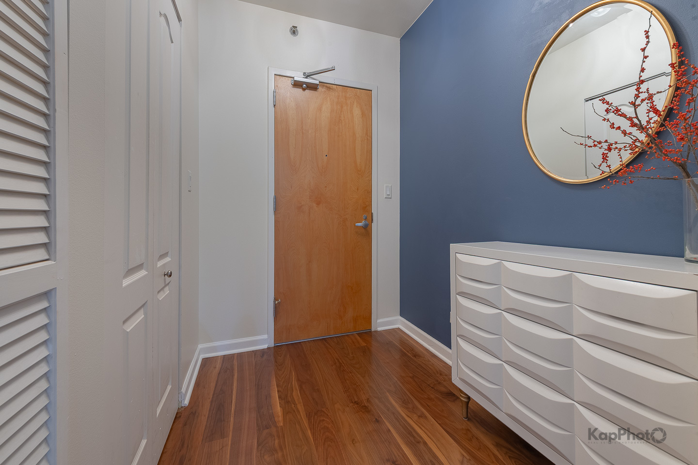 1212 N Wells Street Unit: 303