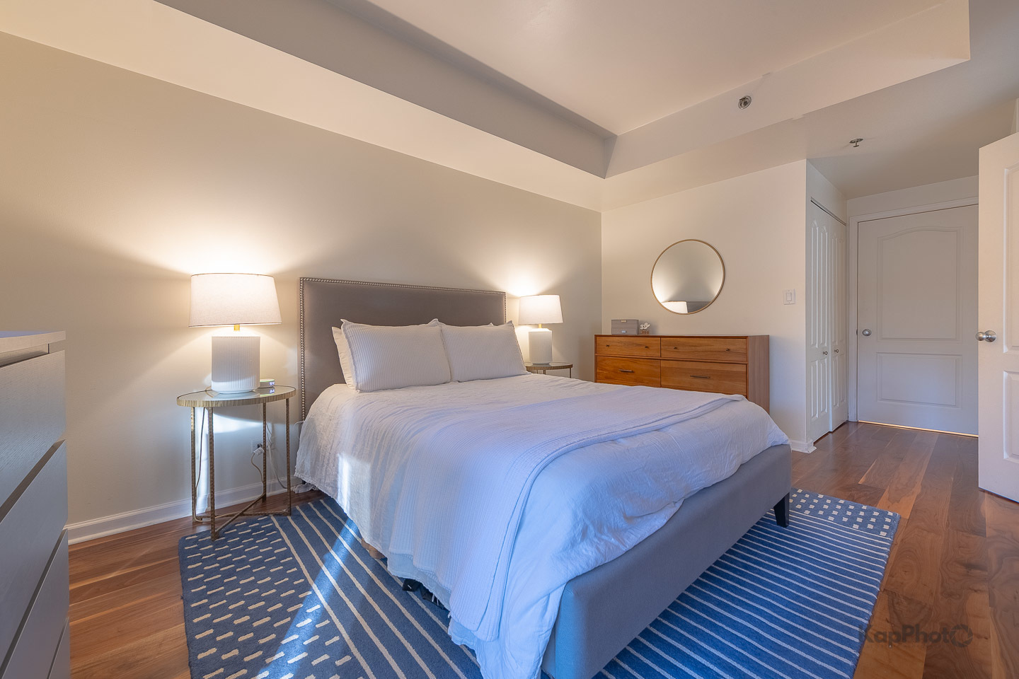 1212 N Wells Street Unit: 303