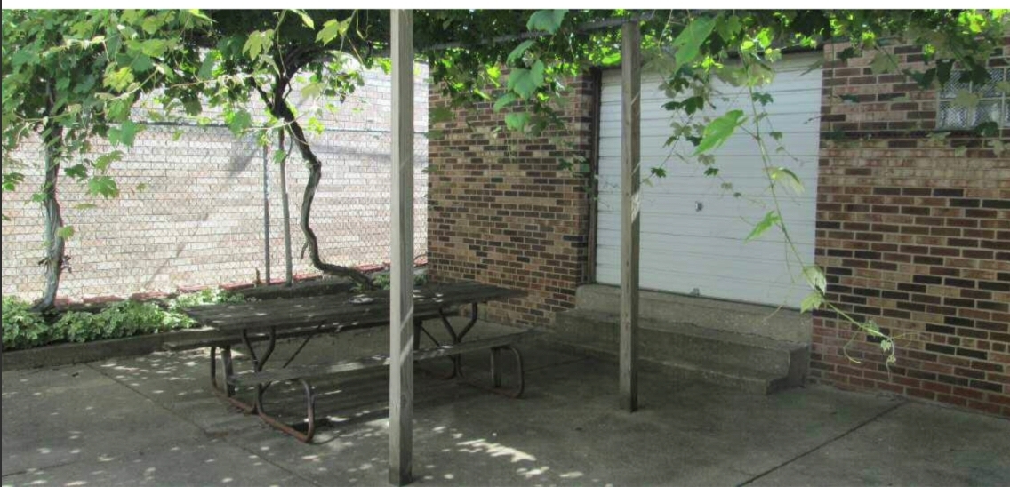 3013 S Wells Street Unit: 2