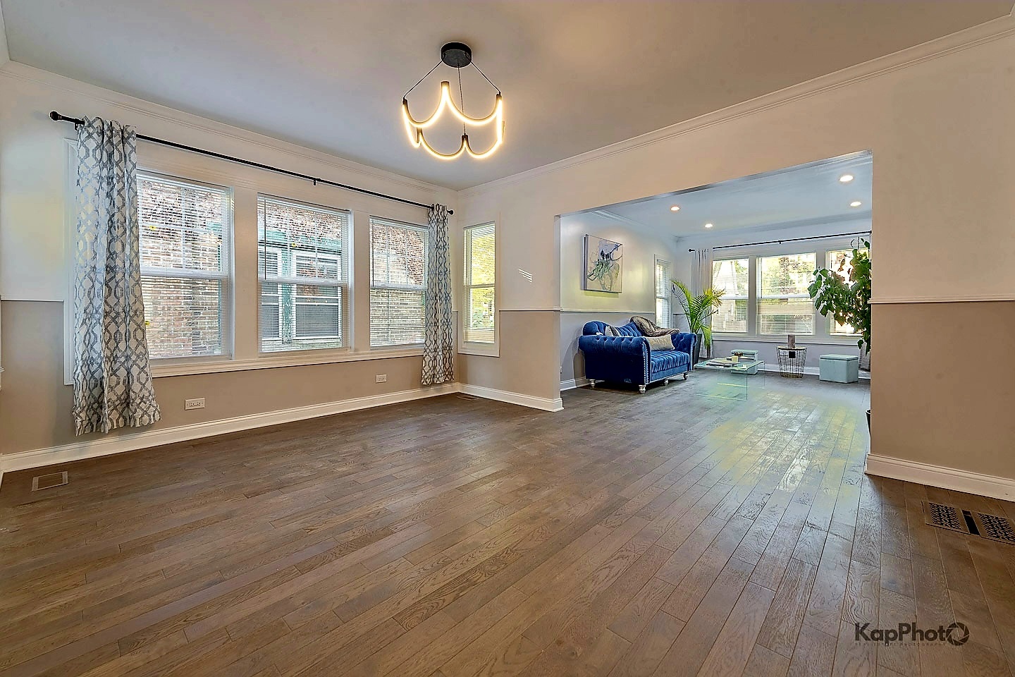 11935 S Stewart Avenue