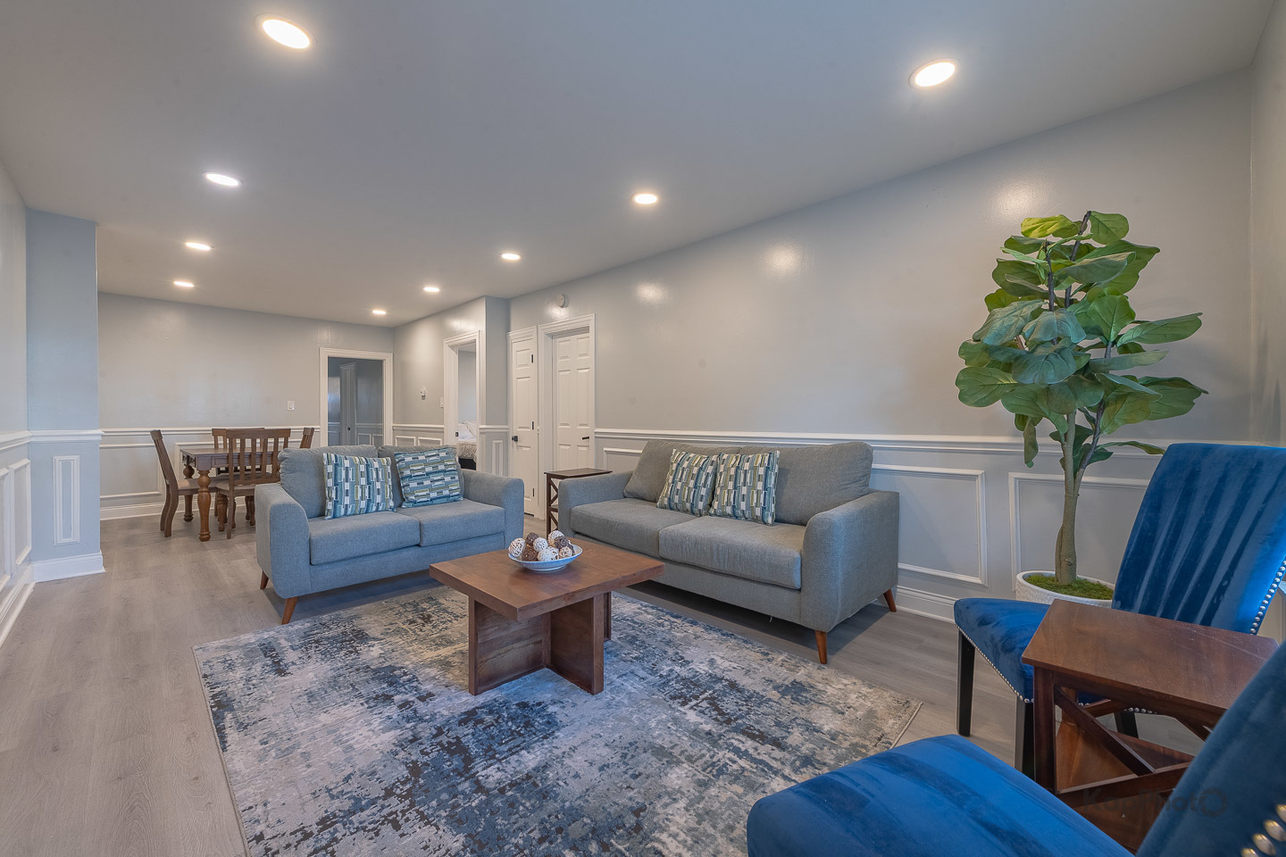 6259 W Peterson Avenue Unit: 1F