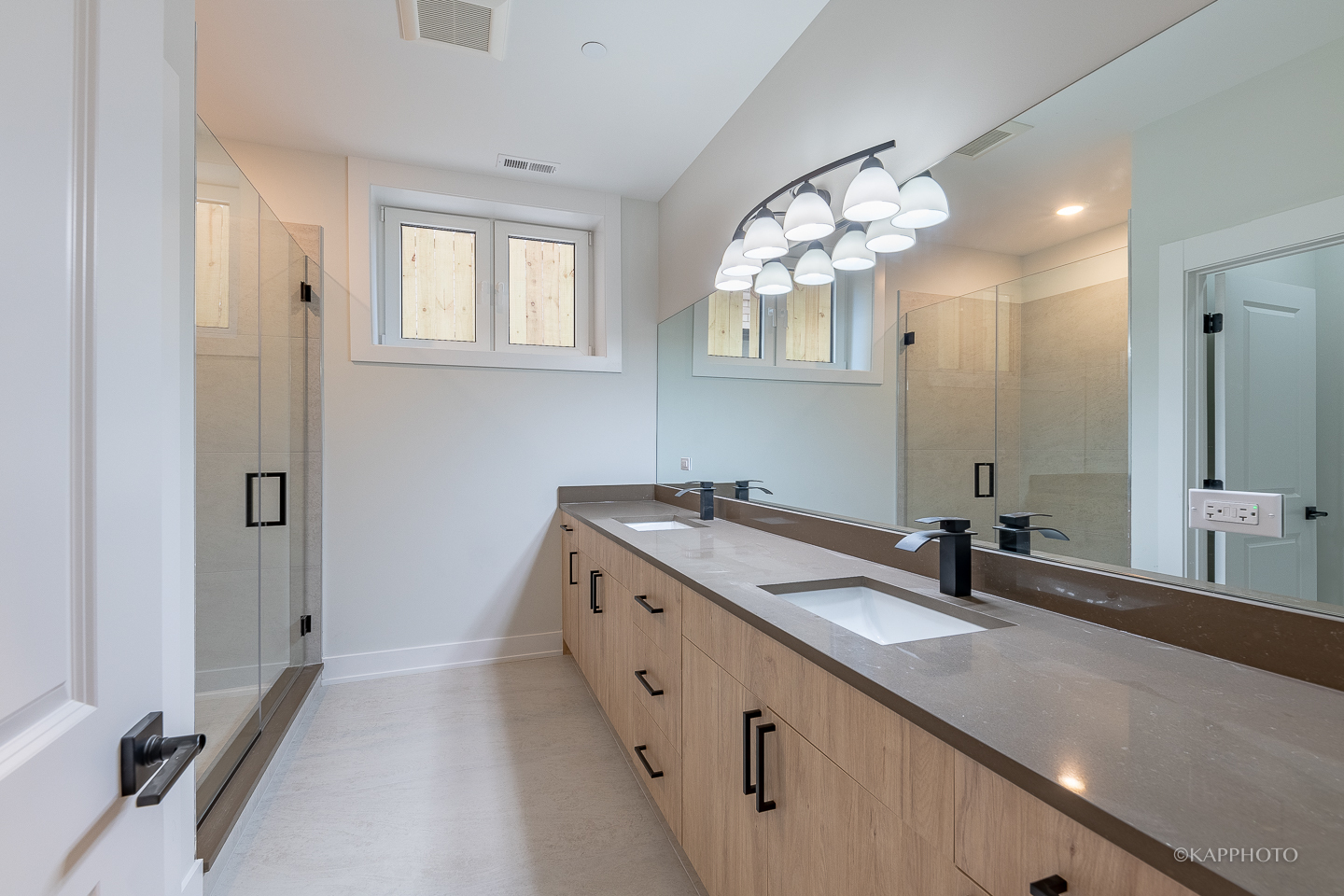 4021 N Keystone Avenue Unit: 1S