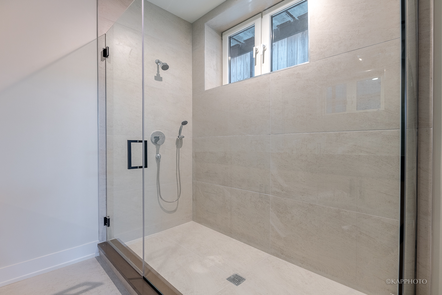 4021 N Keystone Avenue Unit: 1S