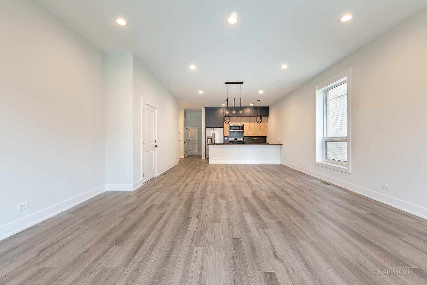 4021 N Keystone Avenue Unit: 1S