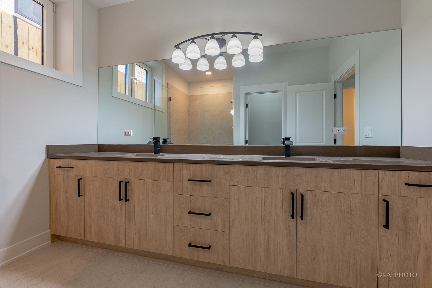 4021 N Keystone Avenue Unit: 1S