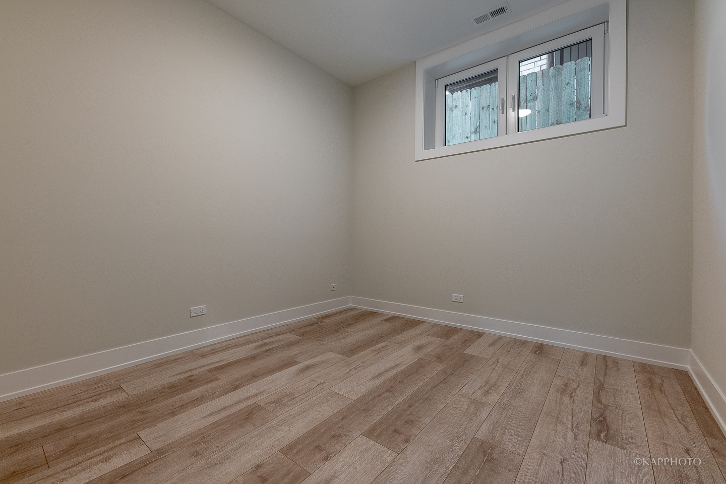 4021 N Keystone Avenue Unit: 1S