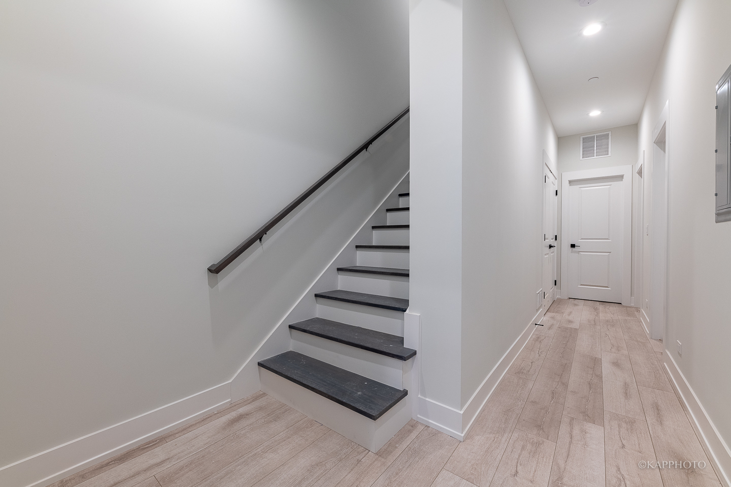 4021 N Keystone Avenue Unit: 1S