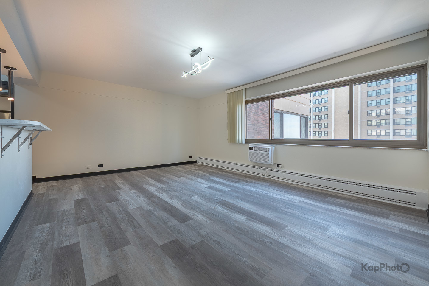 7337 S South Shore Drive Unit: 902