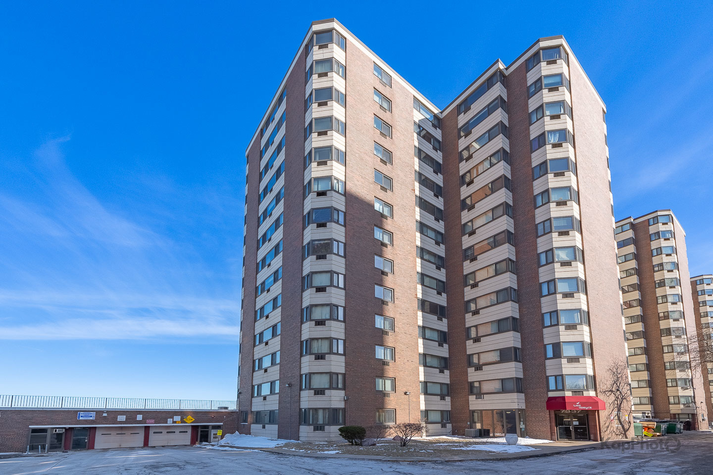 7337 S South Shore Drive Unit: 902