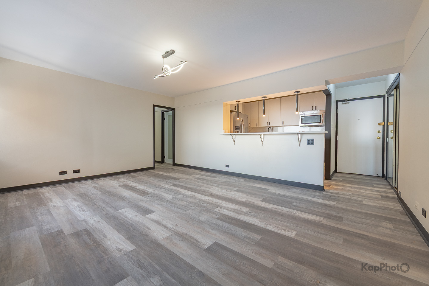7337 S South Shore Drive Unit: 902