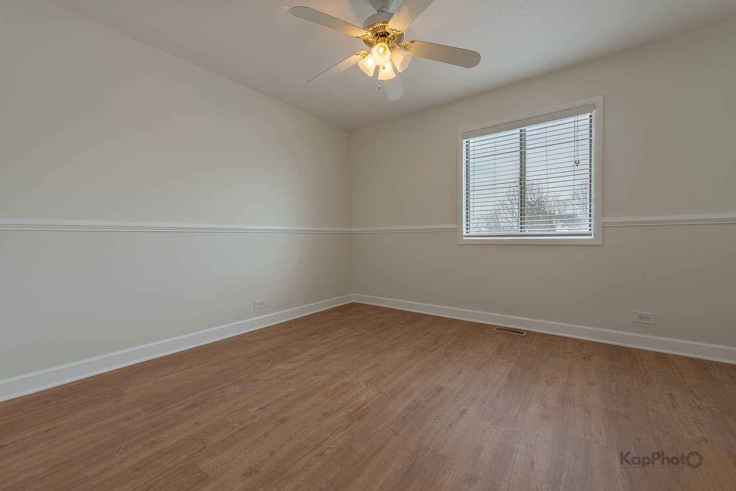 102 N Waterford Drive