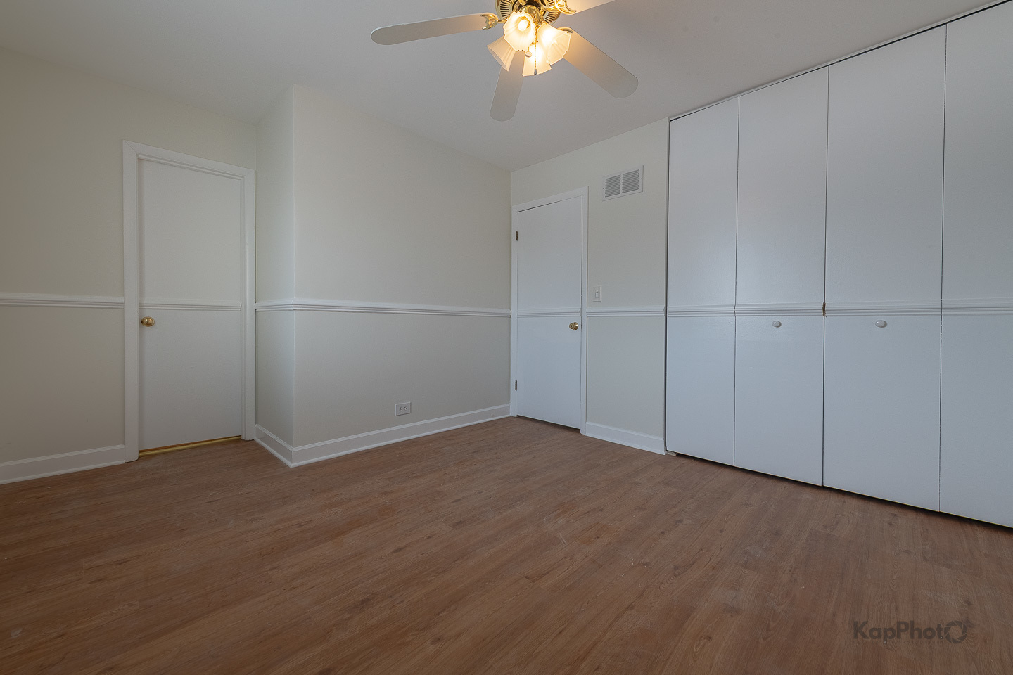 102 N Waterford Drive