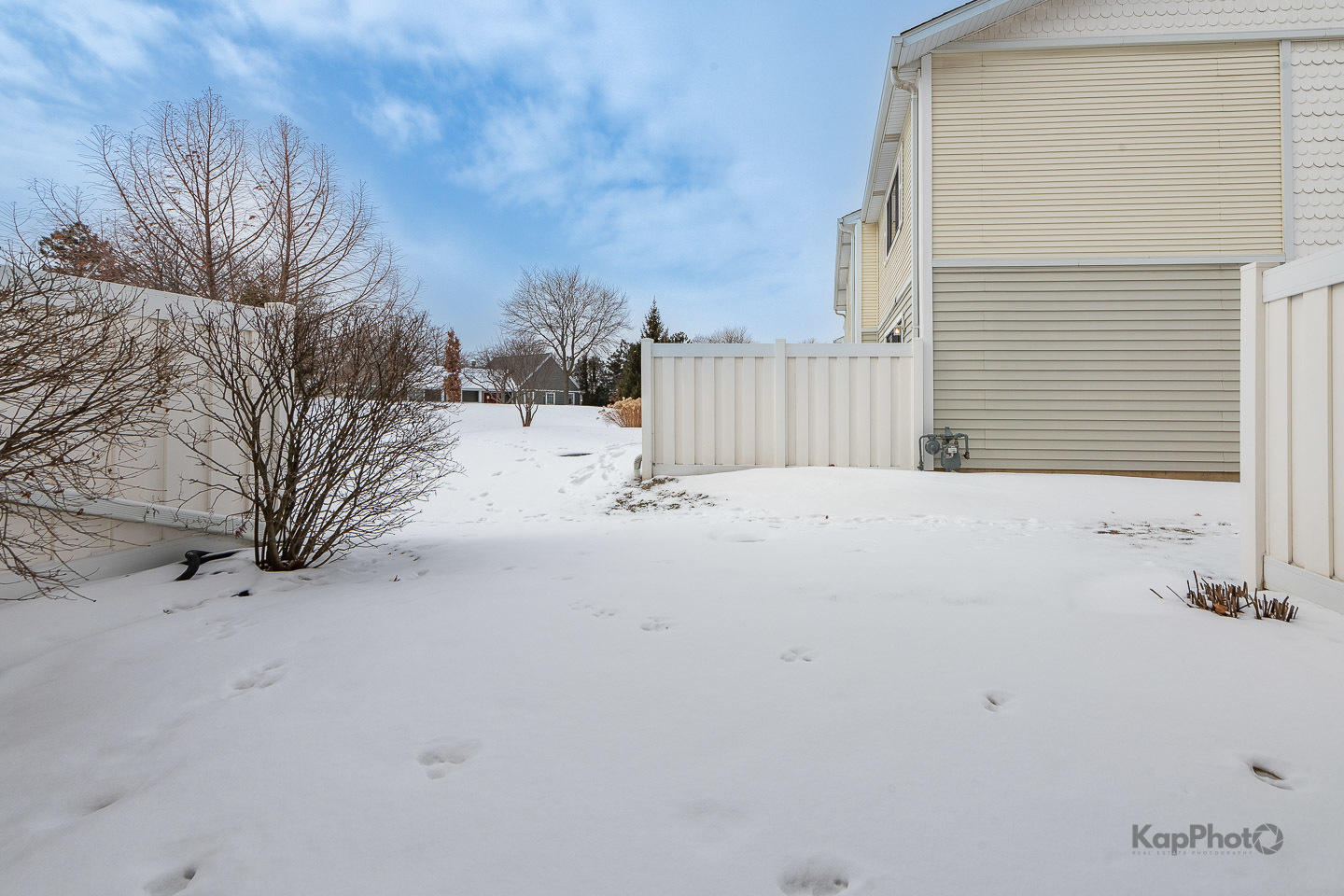 102 N Waterford Drive