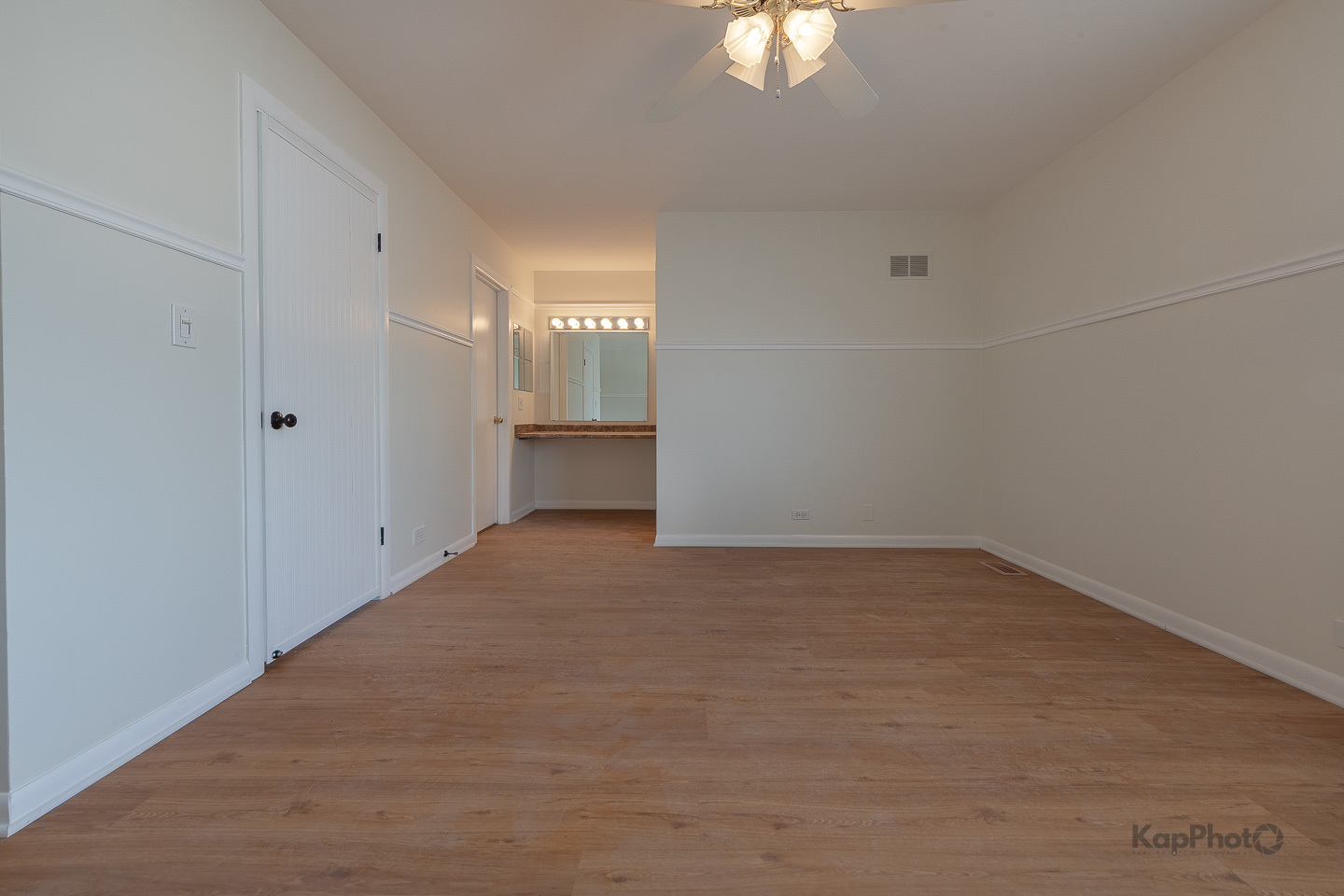 102 N Waterford Drive