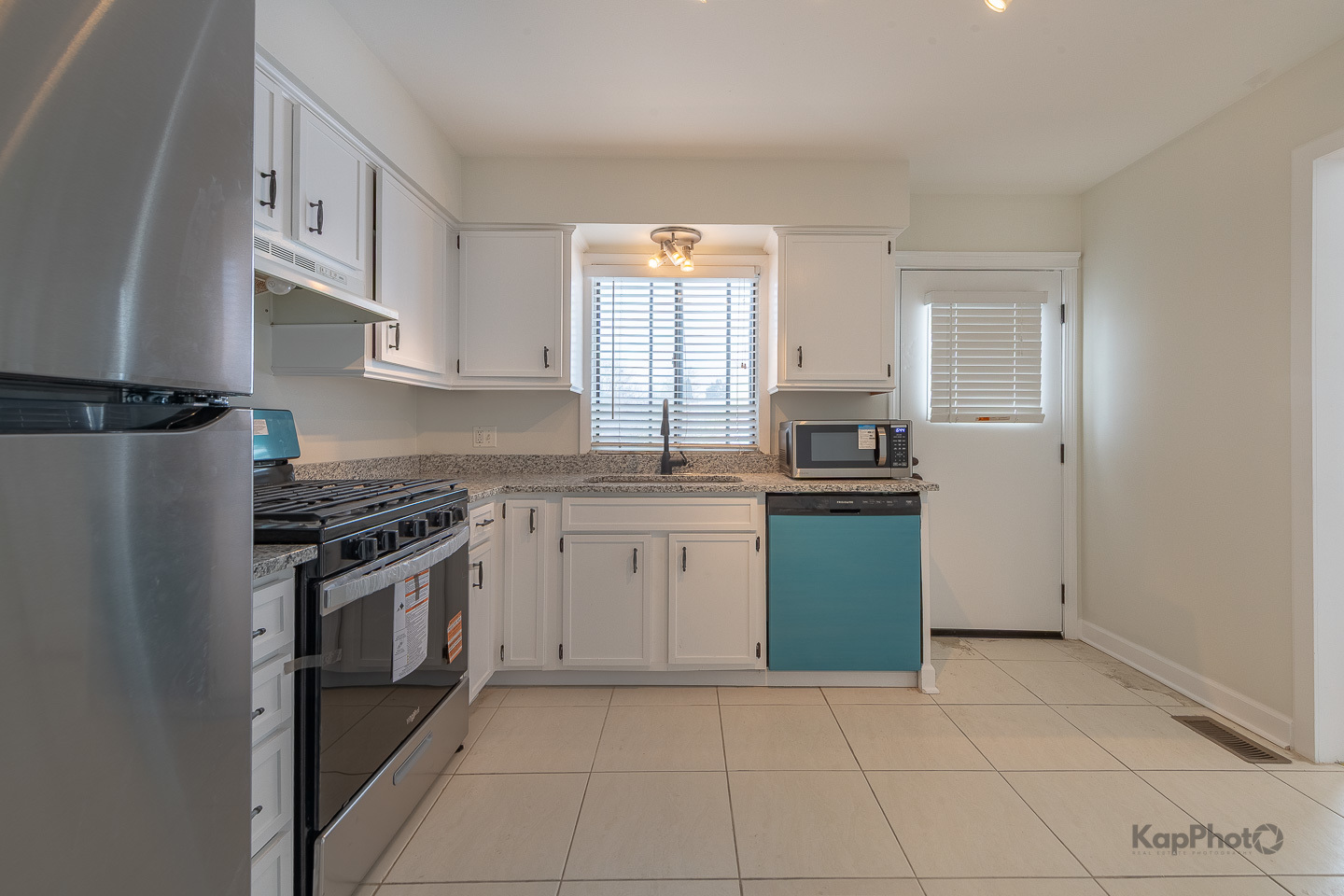 102 N Waterford Drive