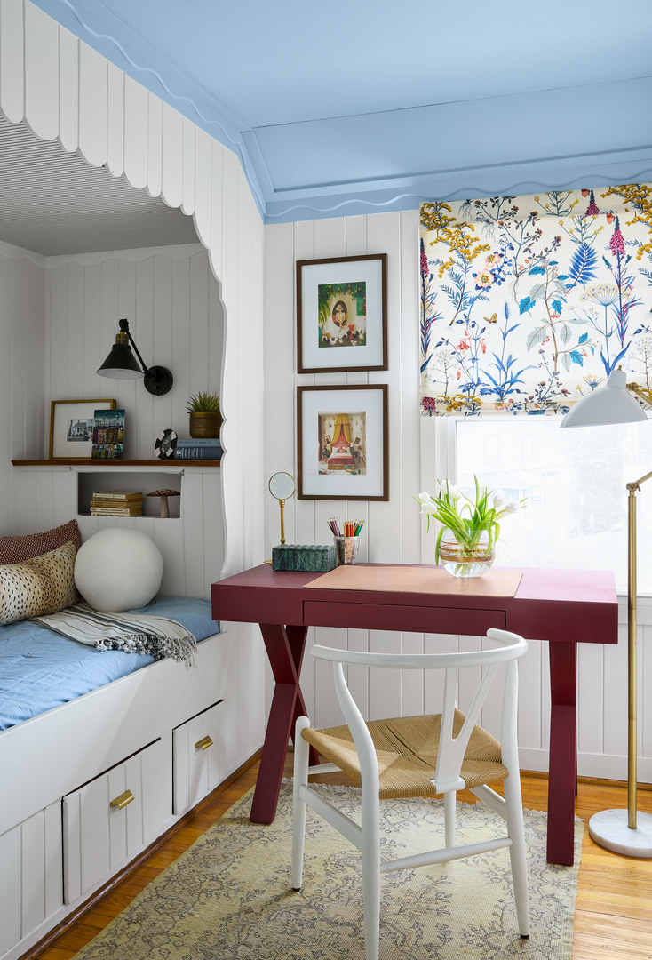 4017 N Whipple Street